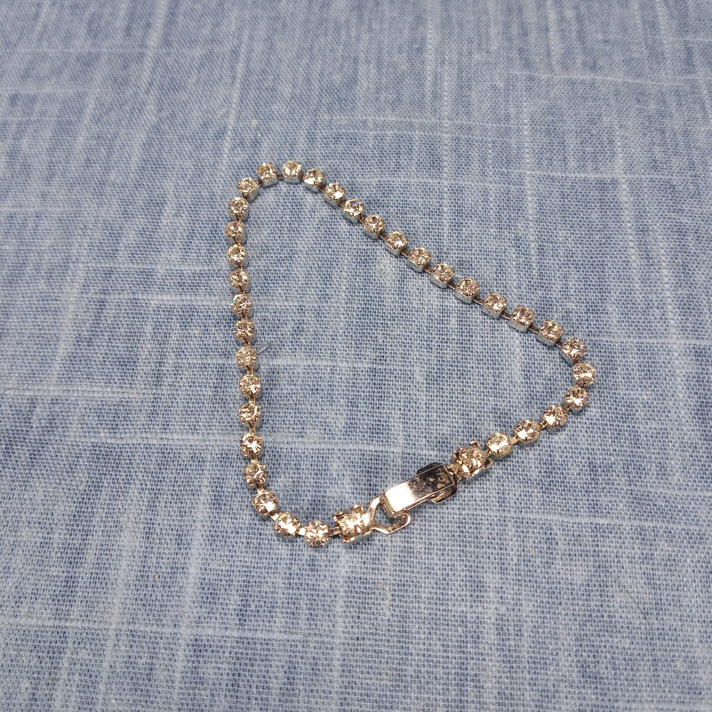 1970s Vintage Bracelet with a Single Strand of Clear Rhinestones