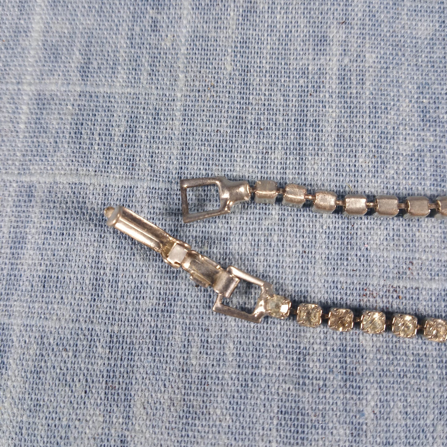 1960s Vintage Bracelet with Clear Large and Small Rhinestones