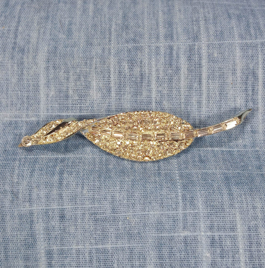 1950s Vintage Clear Rhinestone Baguette Leaf Brooch