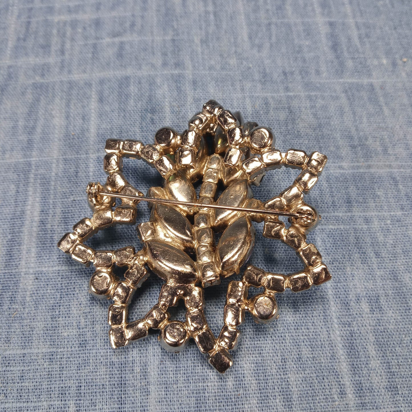 1950s Vintage Aurora Borealis Rhinestone Leaf on Starburst Brooch