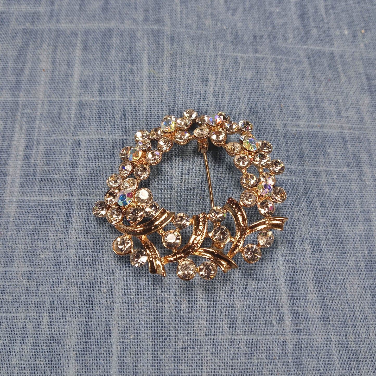 1960s Vintage Rhinestone Circle Vintage Brooch