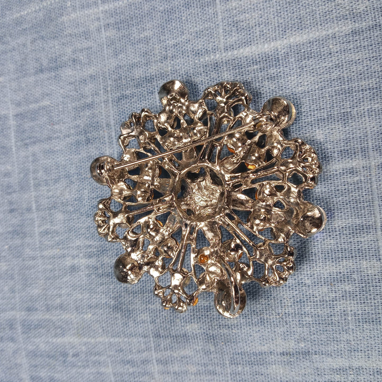 1980s Vintage Cluster Brooch with Aurora Borealis Rhinestones