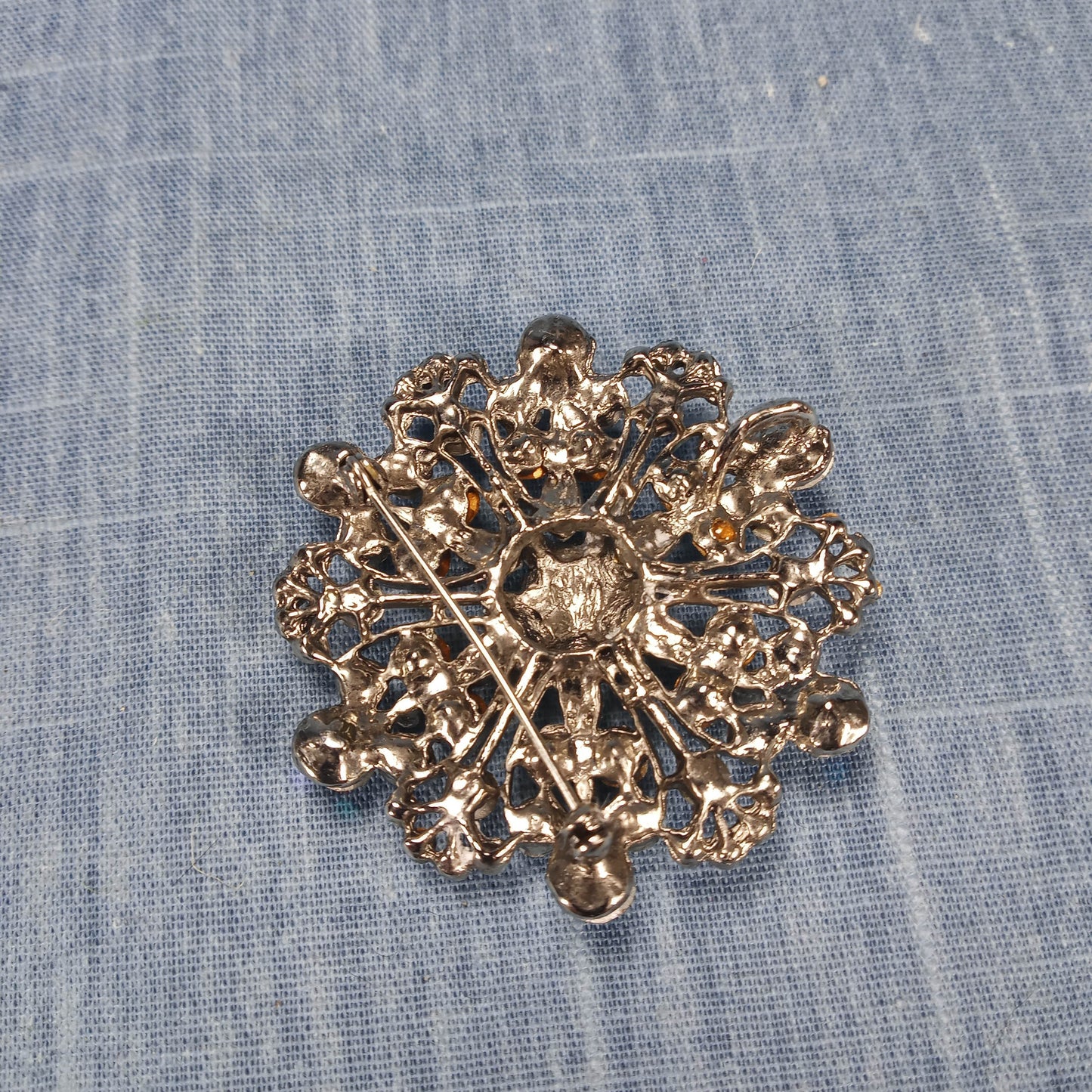 1980s Vintage Cluster Brooch with Aurora Borealis Rhinestones