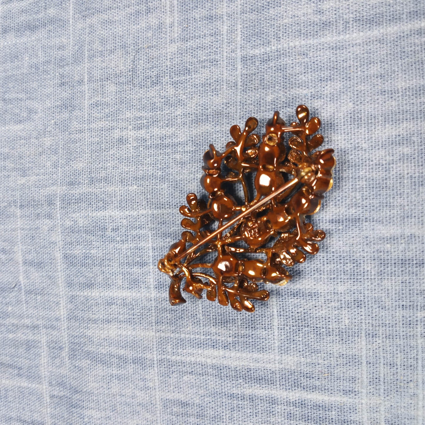 1970s Vintage Leaf Brooch with Purple Rhinestones by STAR