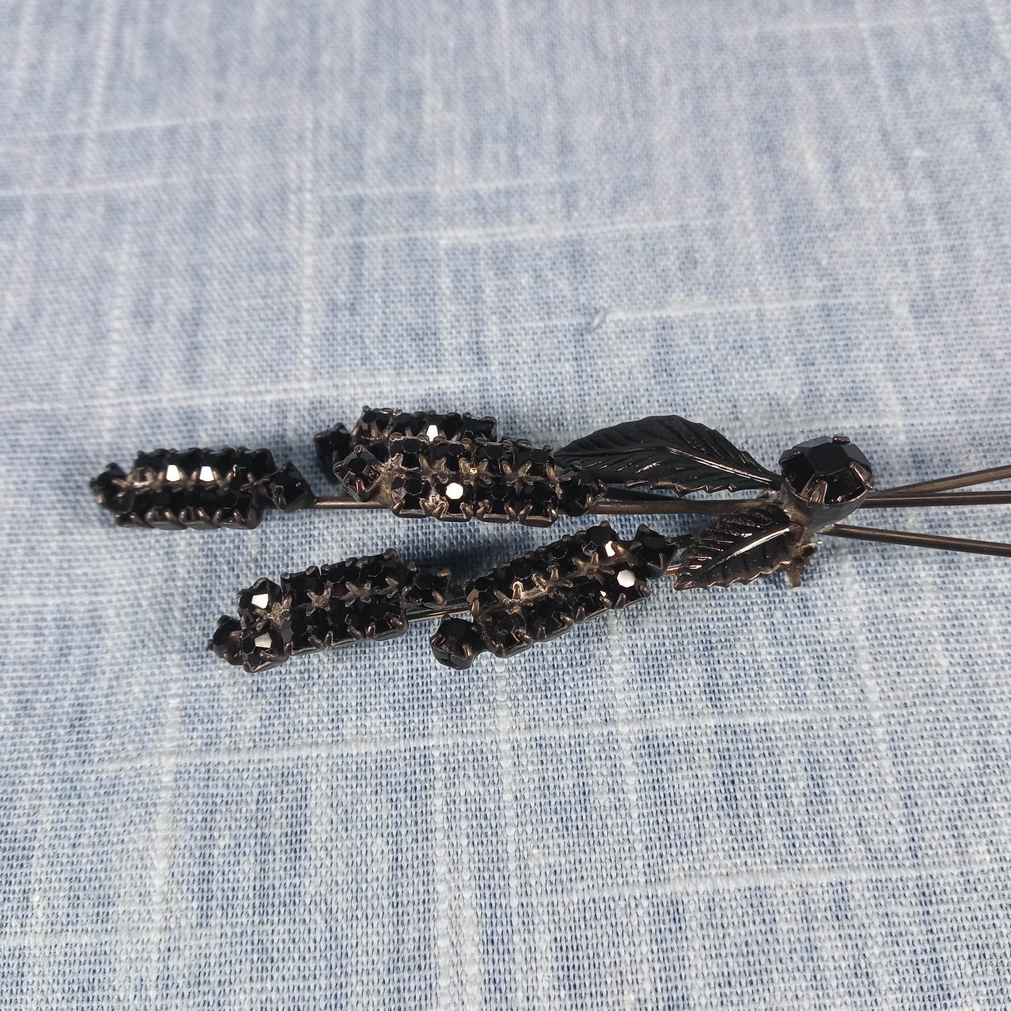 1960s Vintage Leaf Pin with Black Rhinestones