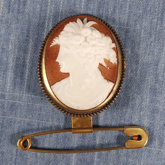1940s Vintage Cameo Brooch White on Red and Designed to Hide Money