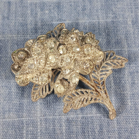 1930s Vintage Filigree Leaf Pin with Clear Rhinestones