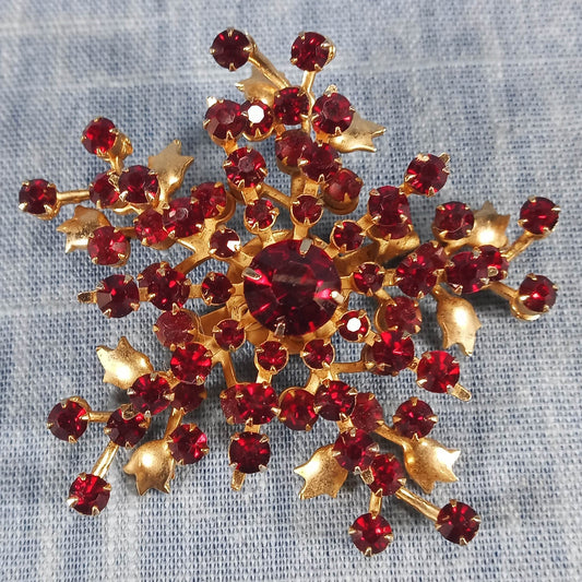 1970s Vintage Cluster Brooch with Red Rhinestones