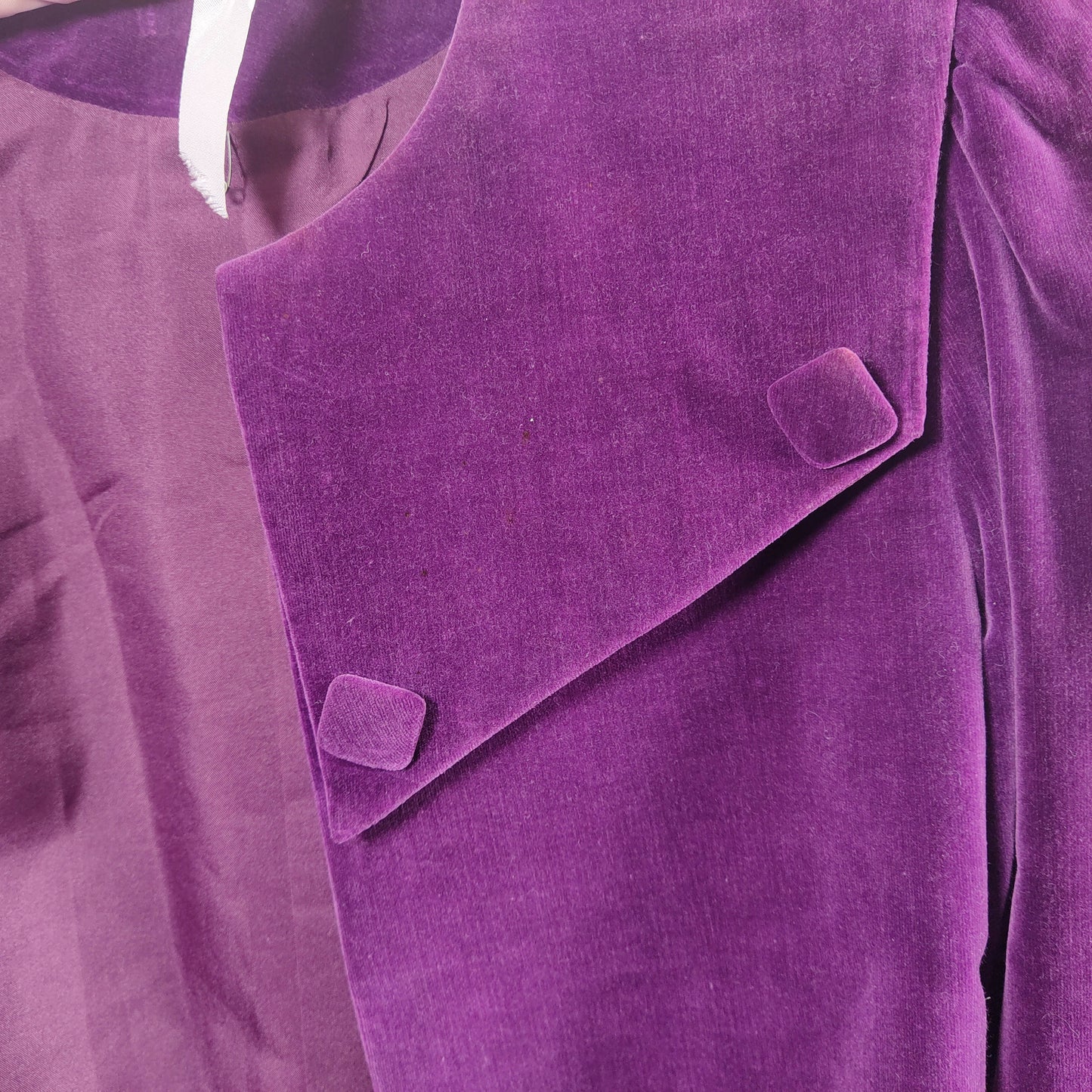 1950's Vintage Magenta Velvet Peter Pan Collar Short Coat