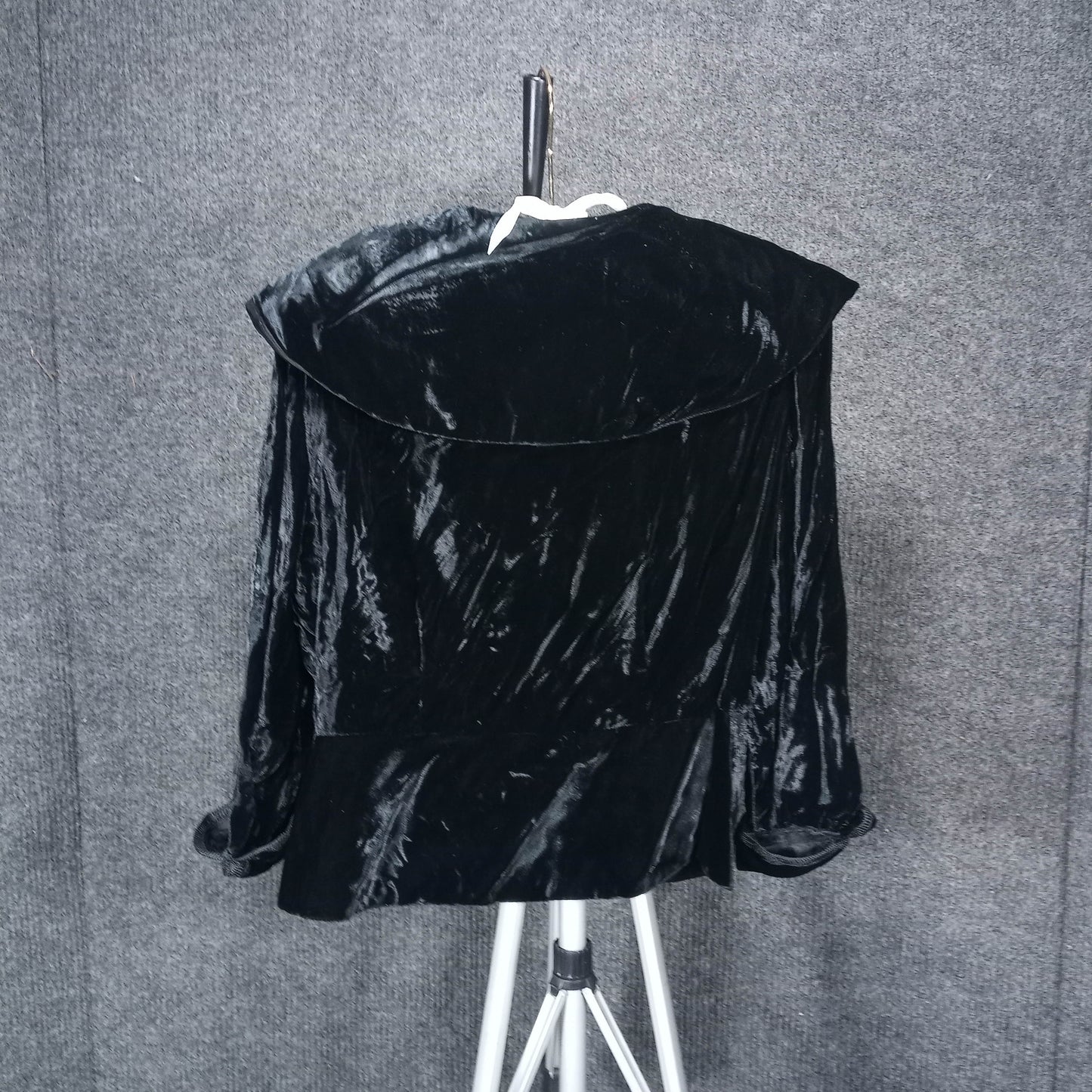 1960's Black Velvet Short Coat with Large Collar by Gloria Swanson