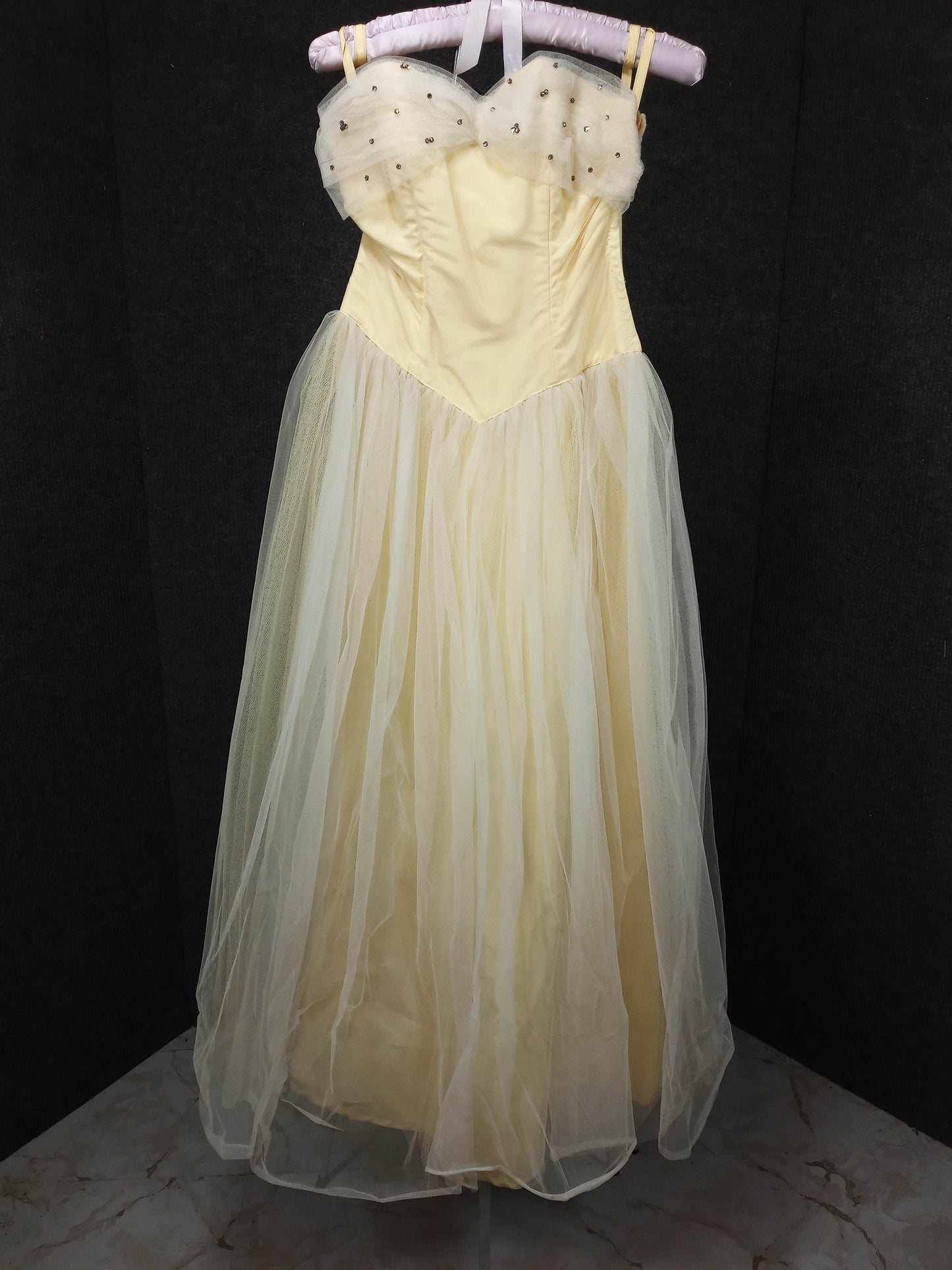 1950s Yellow Chiffon w/lace Sequin Bodice Tule Covered Skirt Cupcake Dress