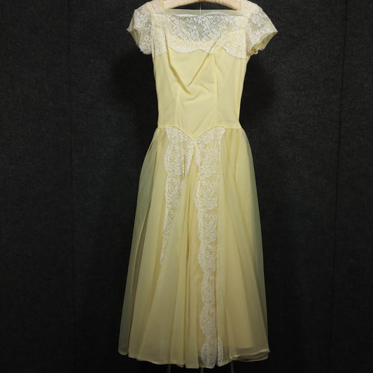 1950's Vintage Yellow and Lace Cupcake Dress