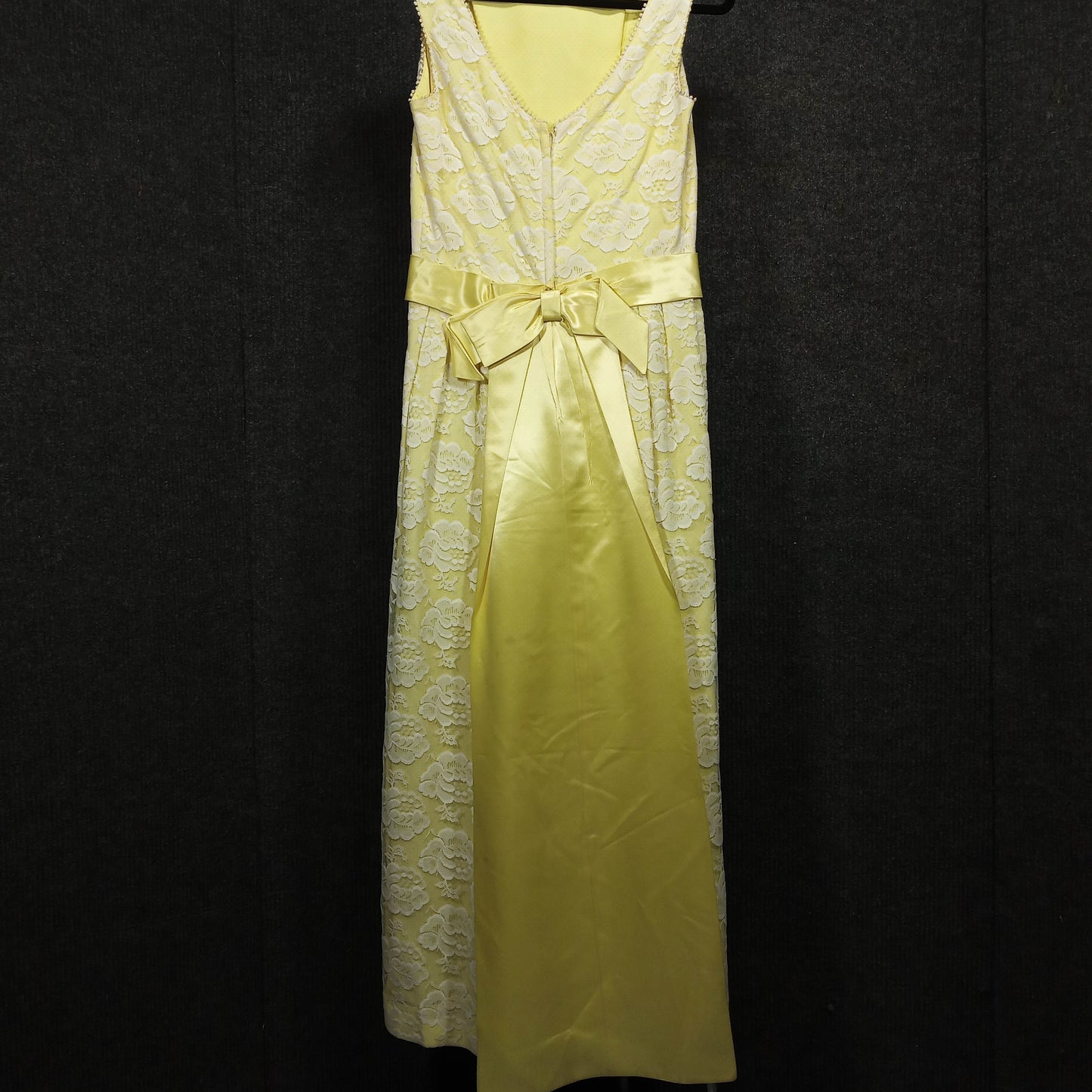 1950's Yellow Satin with White Lace Overlay Dress – Needs Love