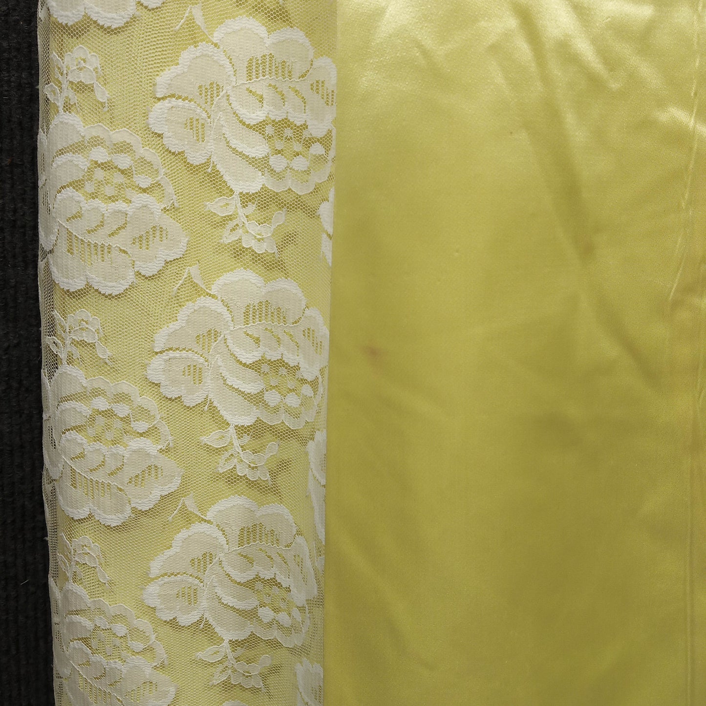 1950's Yellow Satin with White Lace Overlay Dress – Needs Love