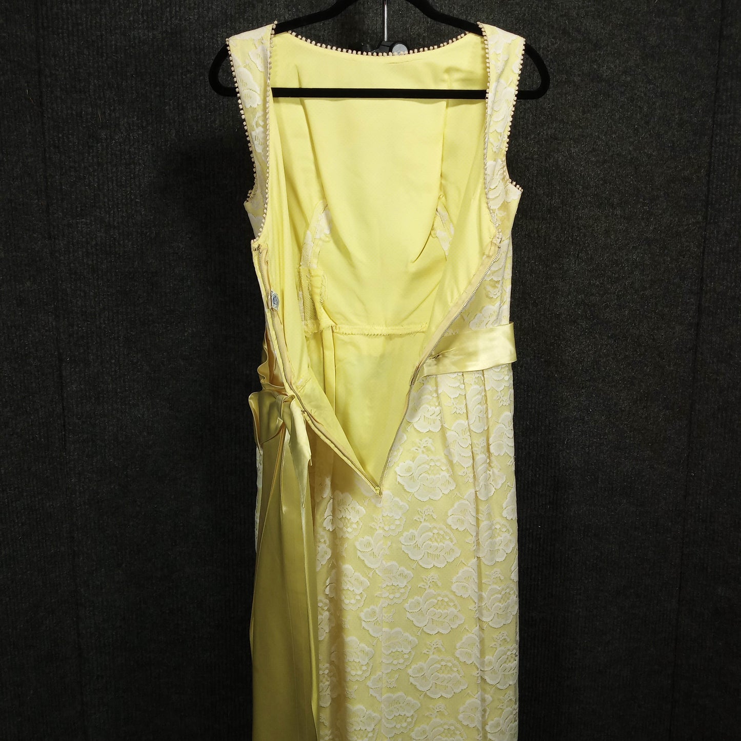 1950's Yellow Satin with White Lace Overlay Dress – Needs Love