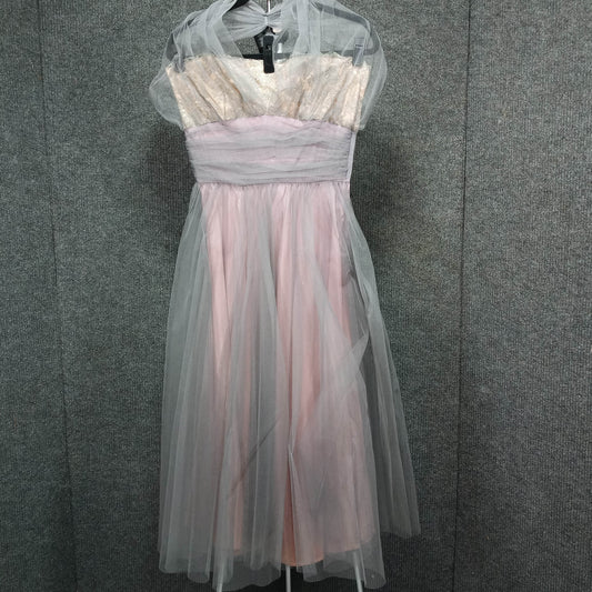 1950s Vintage Tulle Lace Shelf Bust Halter Party Dress