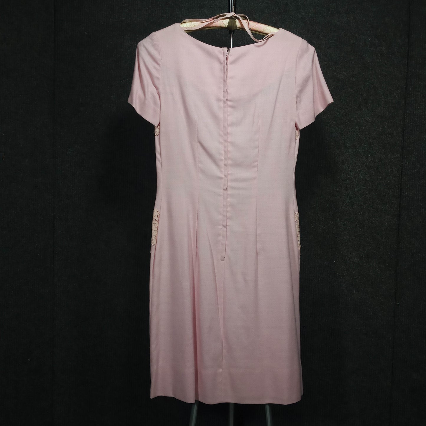 1960's Pink Linen & Cotton Lace Tiered Shift by Cover Girl