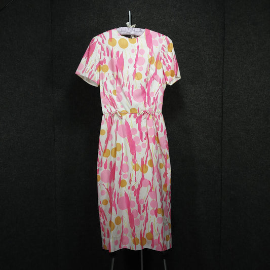 1950s Vintage Pink & White Floral Print Rayon Dress by Miss Tall America