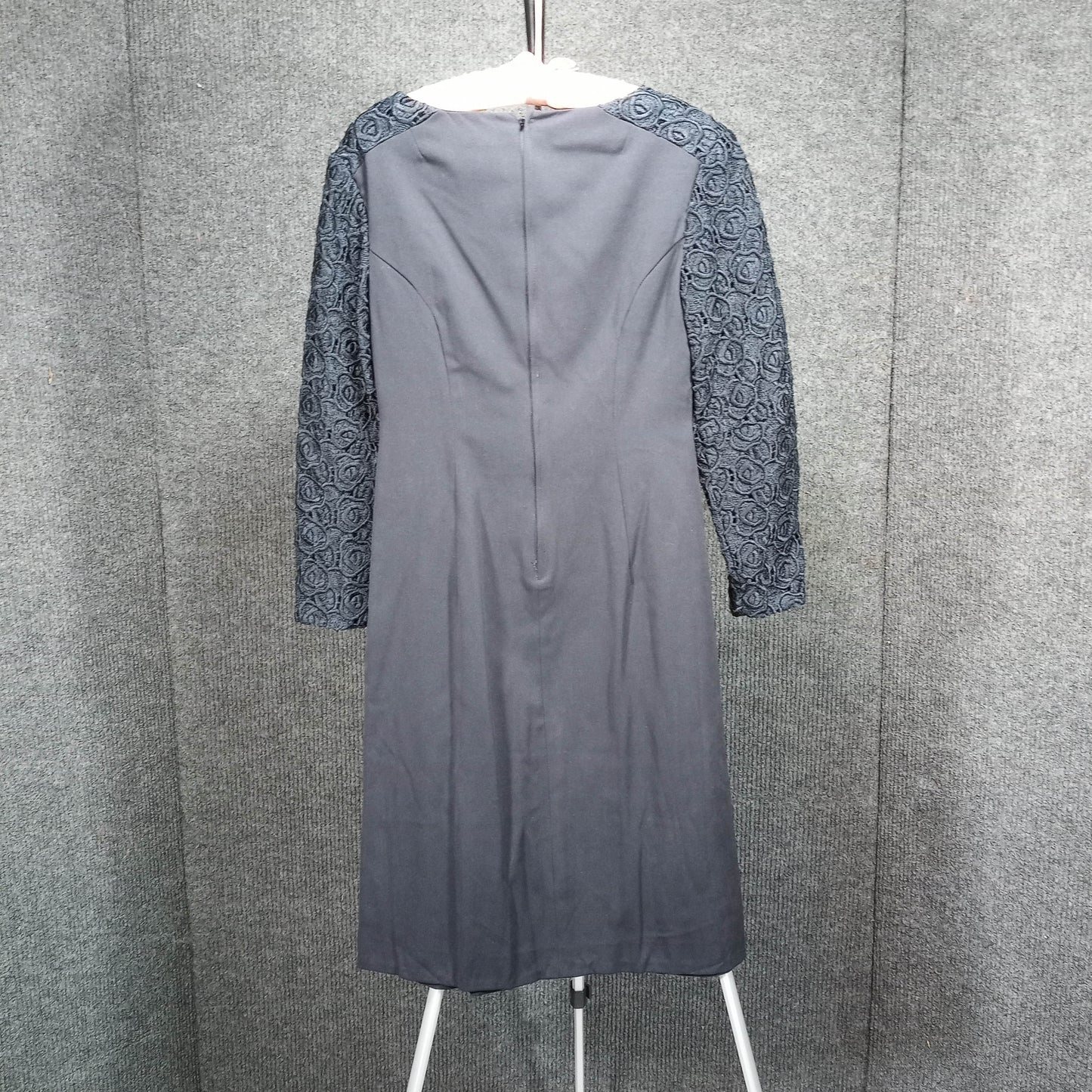 1960's Black Rayon Bow Shift with Lace Long Sleeves by Venus Young – Tokyo