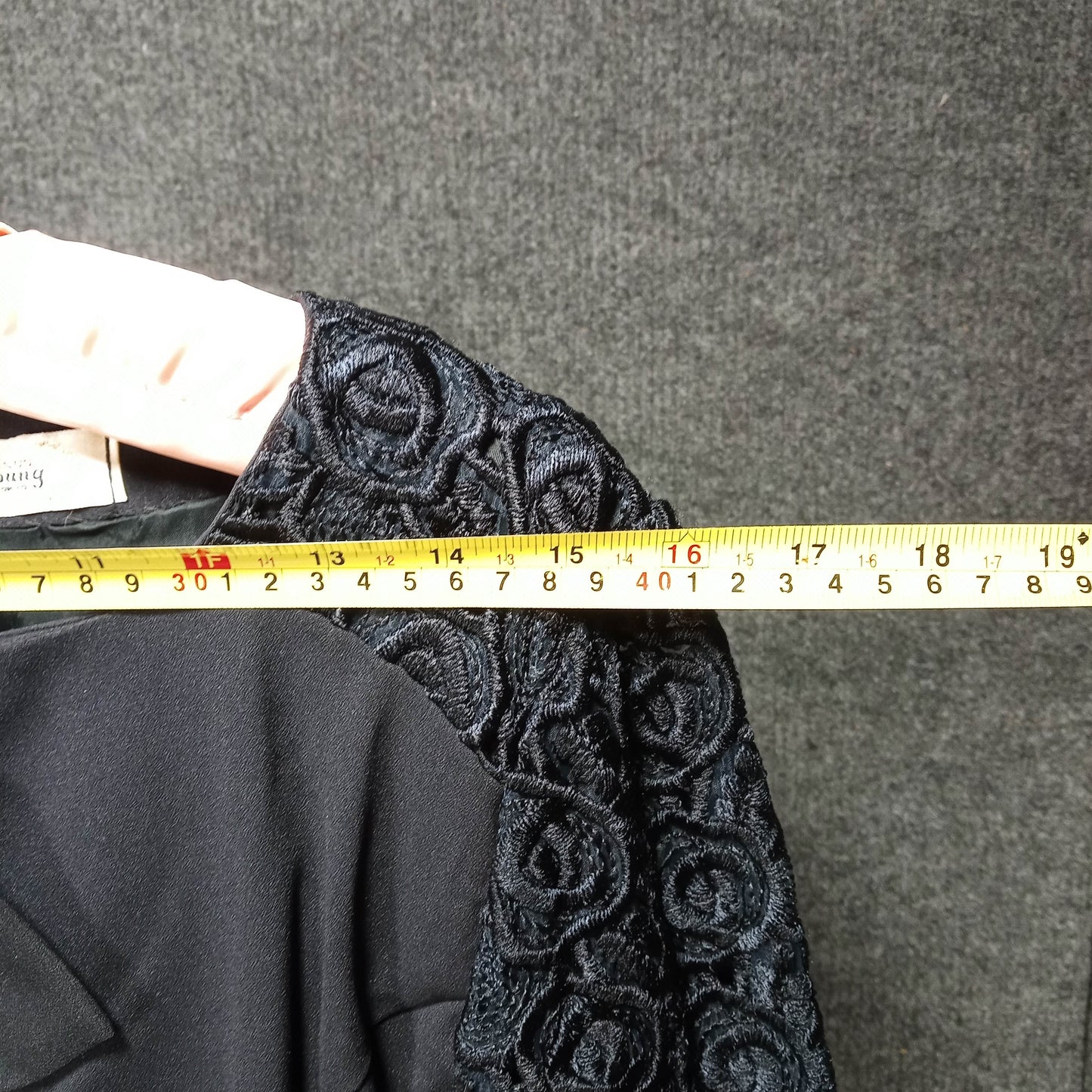 1960's Black Rayon Bow Shift with Lace Long Sleeves by Venus Young – Tokyo