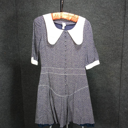 1960s Vintage Navy and White Floral Rayon Short Dress with Large Collar Made in Finland