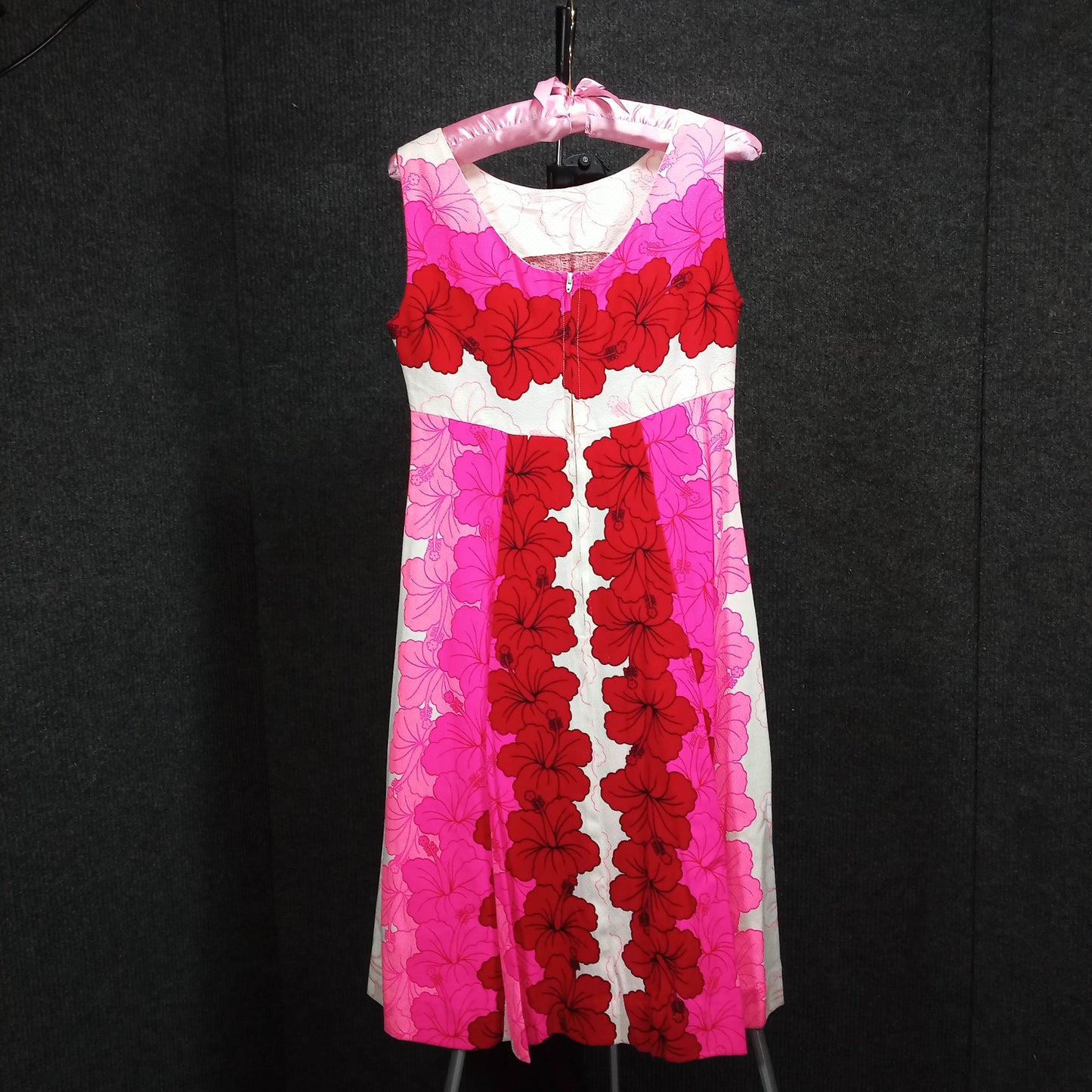 1960's Pink and Red Hawaiian All Cotton Sleeveles Dress by Ui-Maikai