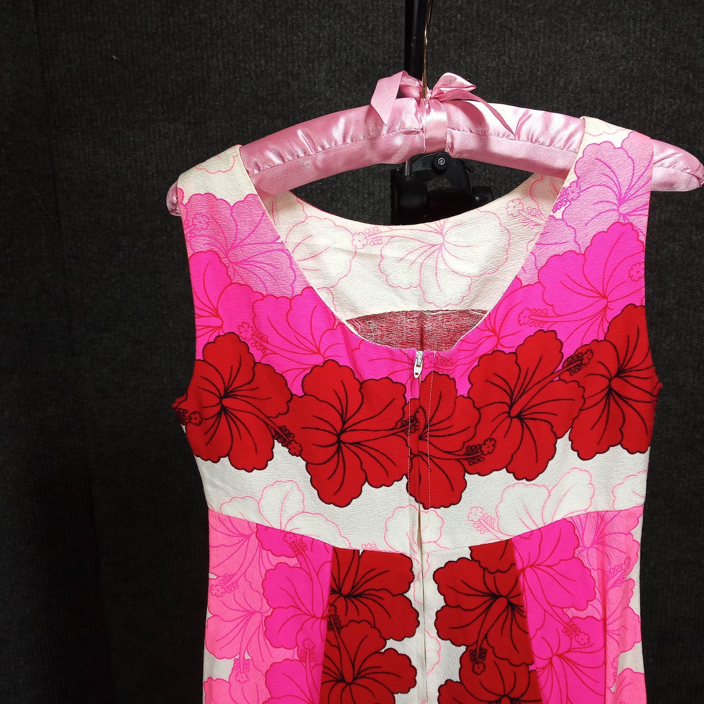 1960's Pink and Red Hawaiian All Cotton Sleeveles Dress by Ui-Maikai