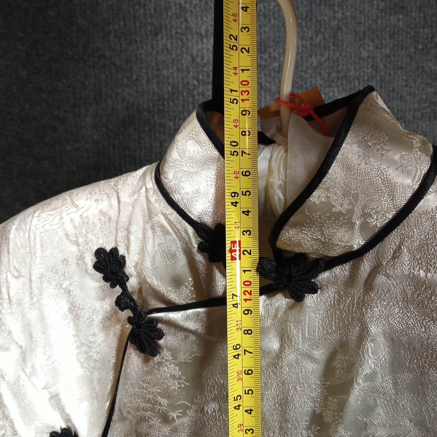 1950's Cream Silk Damask Wiggle Dress with black Piping Made in Japan