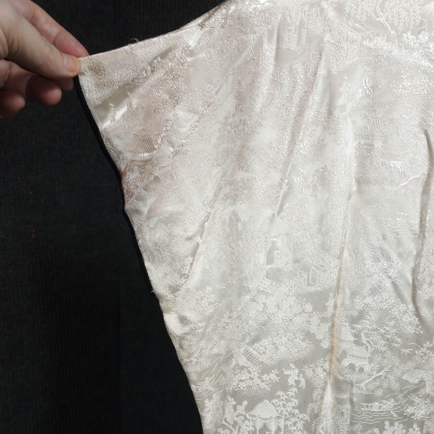 1950's Cream Silk Damask Wiggle Dress with black Piping Made in Japan