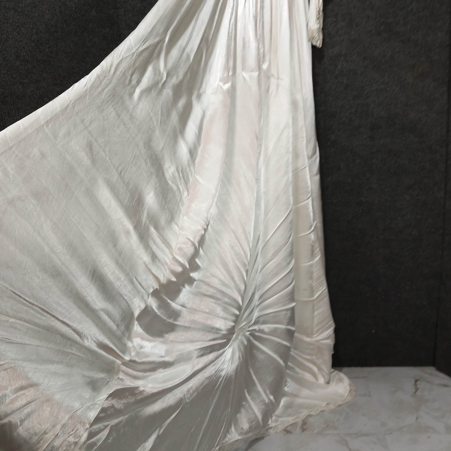 1930's White Bias Cut Hollywood Starlet Gown