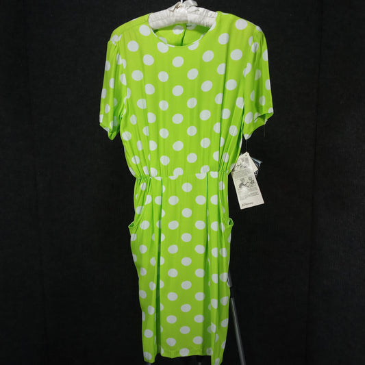 1970s Vintage Green & White Polka Dot Rayon Dress