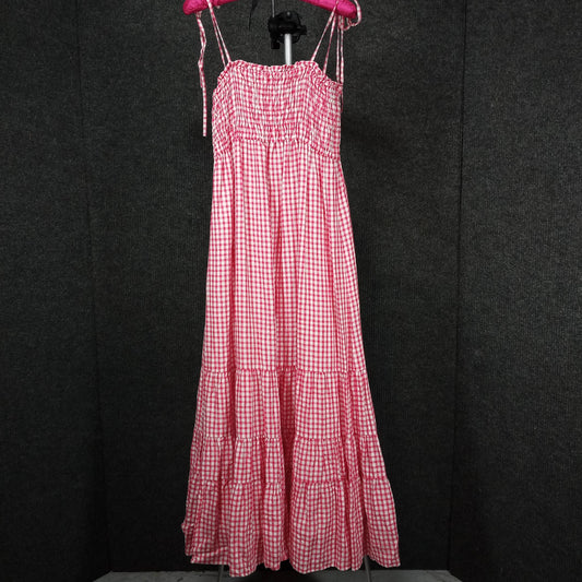 1960s Vintage Red & White Check Picnic Dress with a Smocked Bust