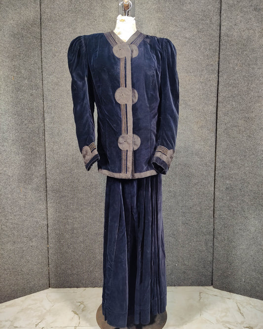 1900s Vintage Embroidered Blue Velvet Skirt and Jacket Riding Outfit
