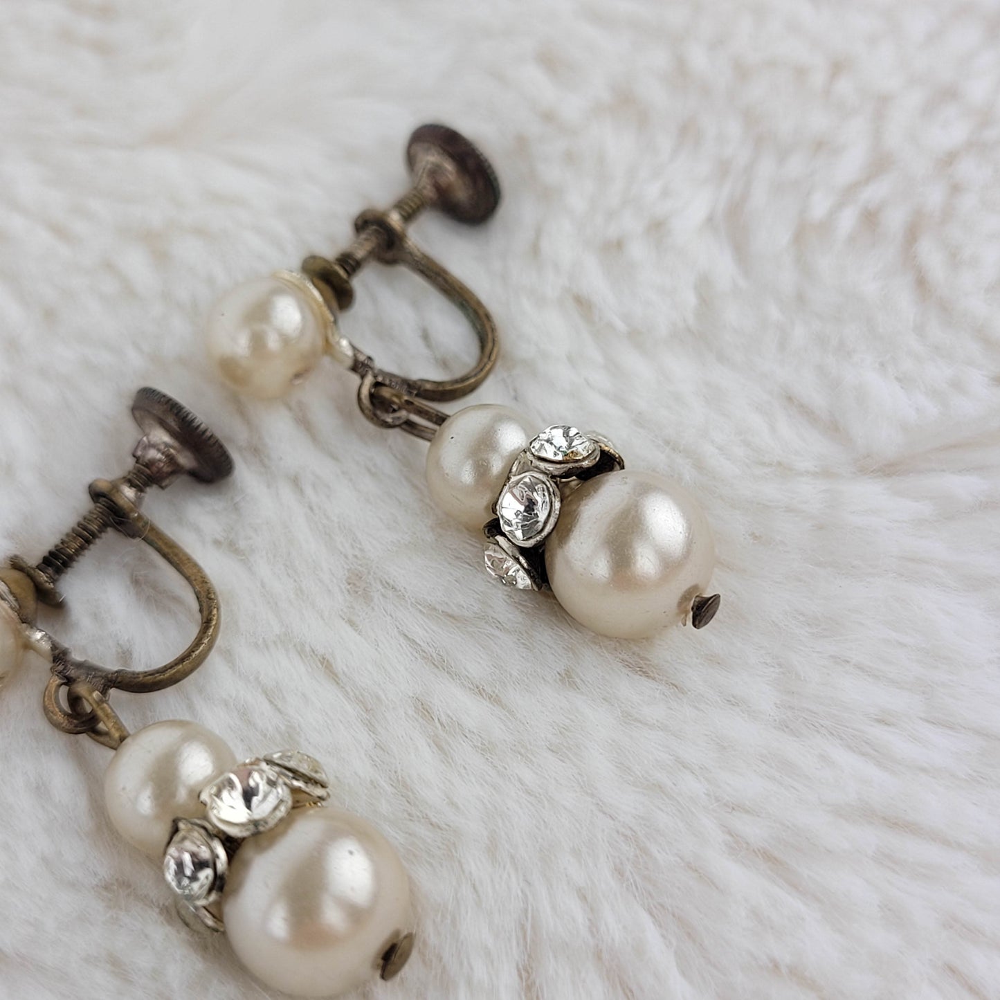 1930's Pearl and Clear Rhinestone Dangle Screwback Earrings