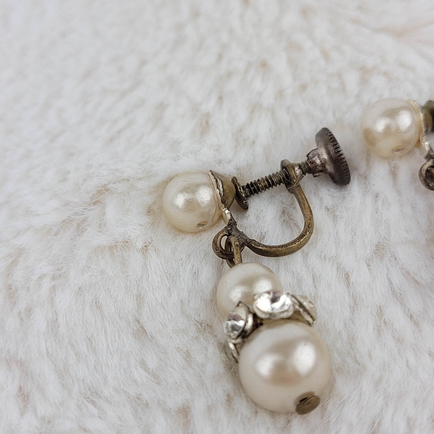 1930's Pearl and Clear Rhinestone Dangle Screwback Earrings