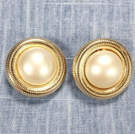 1960s Vintage Gold Tone and Large Center Pearl Bead Clip Earrings by Ciner