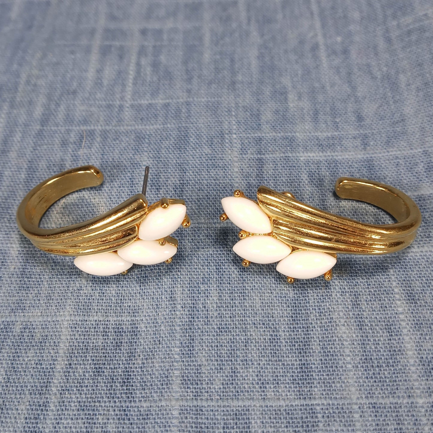 1970s Vintage Hoop Pierced Earrings by Trifari