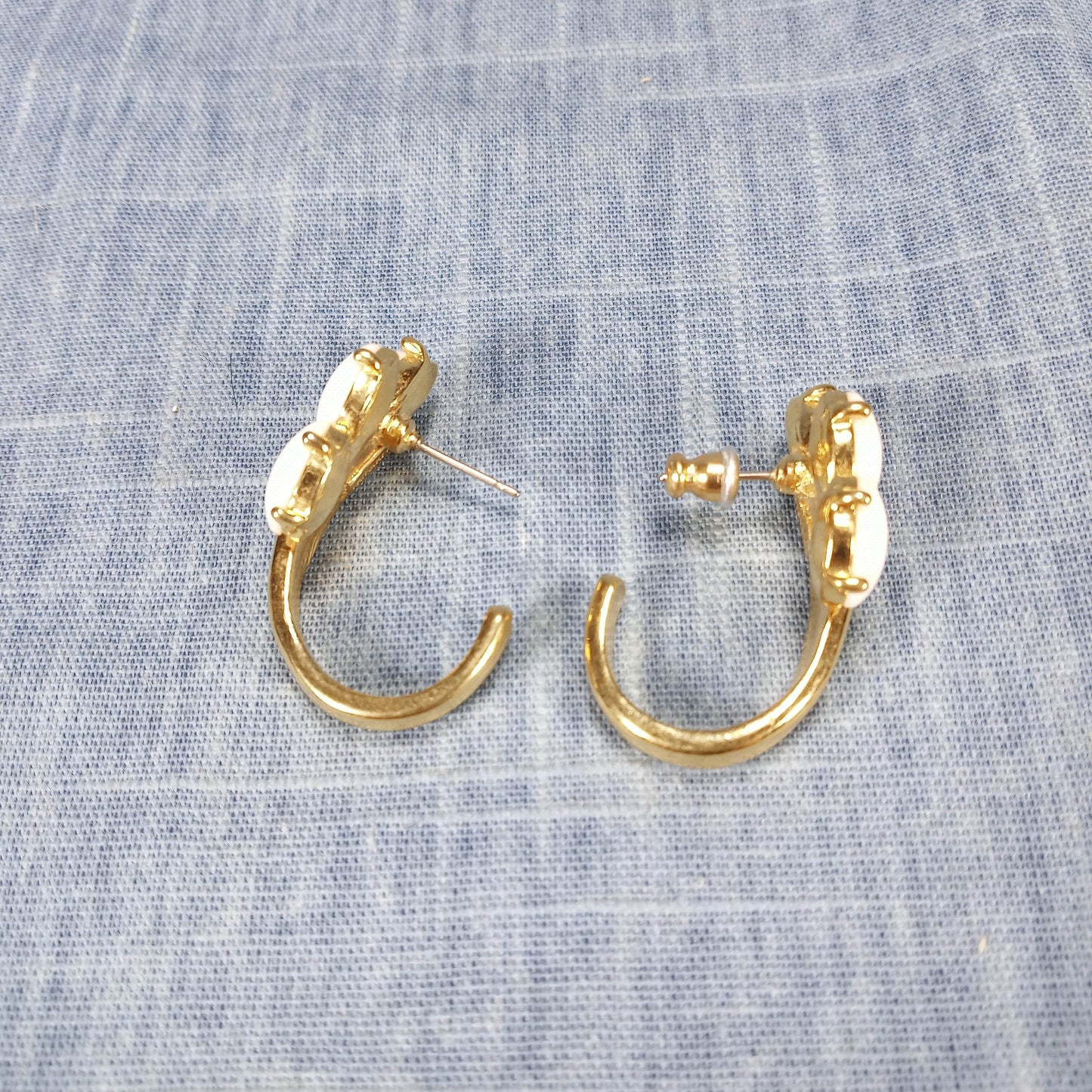 1970s Vintage Hoop Pierced Earrings by Trifari