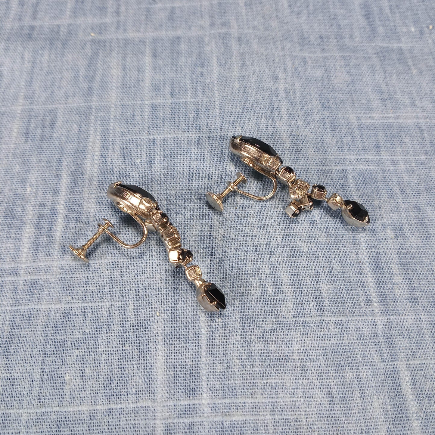 1950s Vintage Screw Back Dangle Earrings with Clear and Black Rhinestones