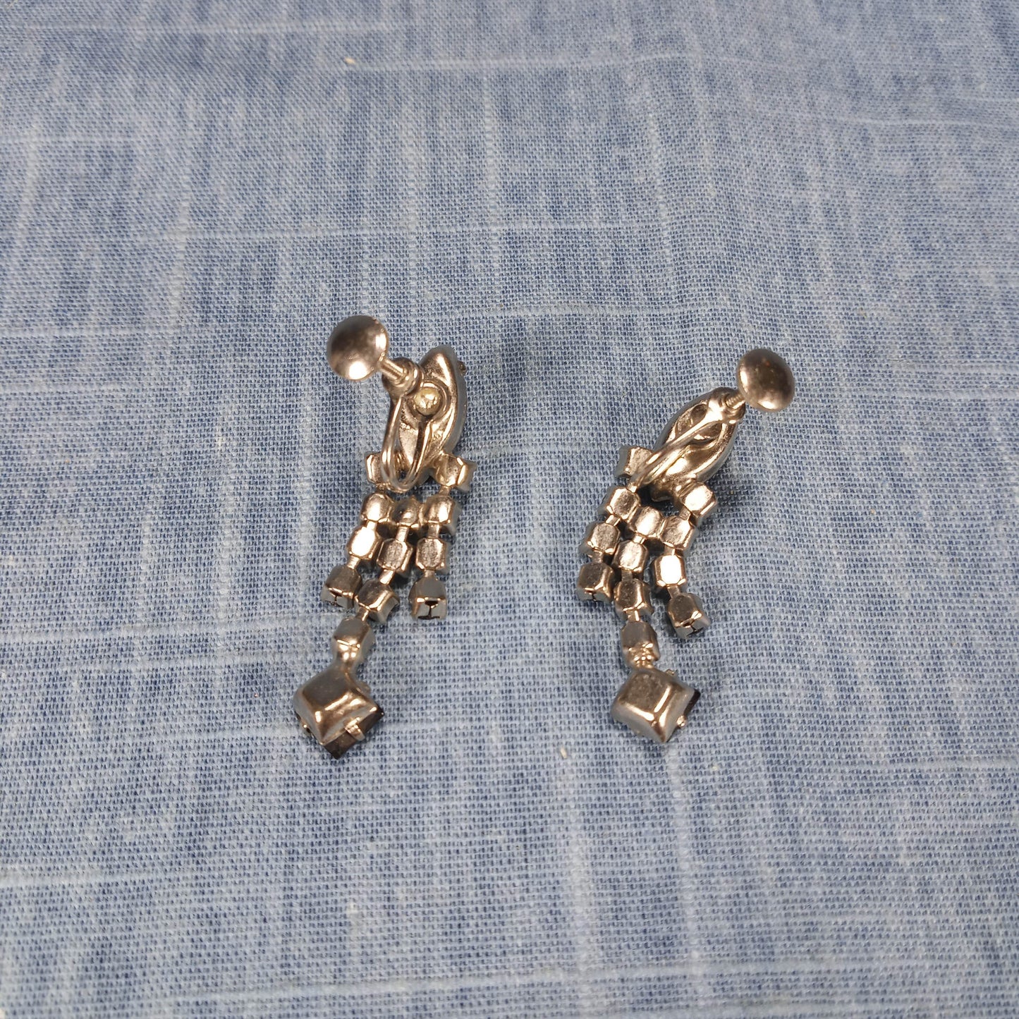 1950s Vintage Screw Back Dangle Earrings with Clear and Black Rhinestones