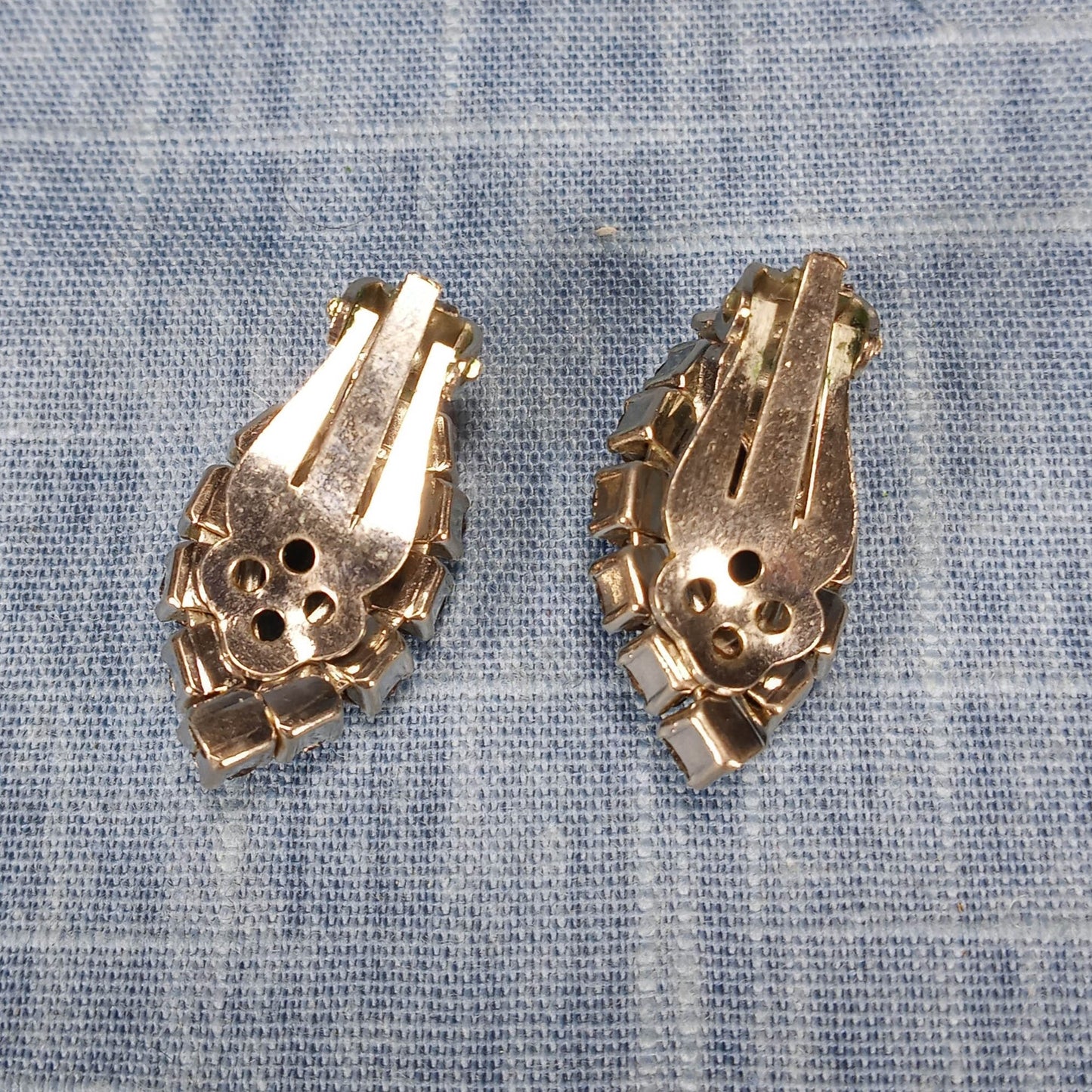 1950s Vintage Oval Clip Earrings with Gray and Aurora Borealis Rhinestones