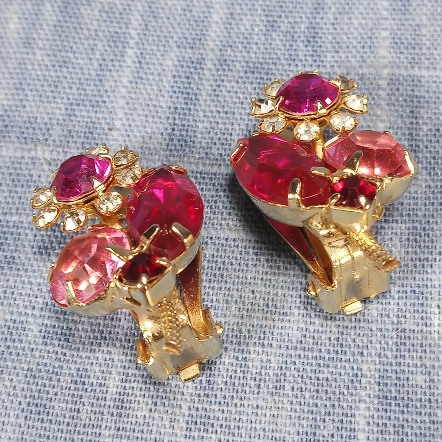 1960s Vintage Clip Flower Earrings with Pink and Clear Rhinestones