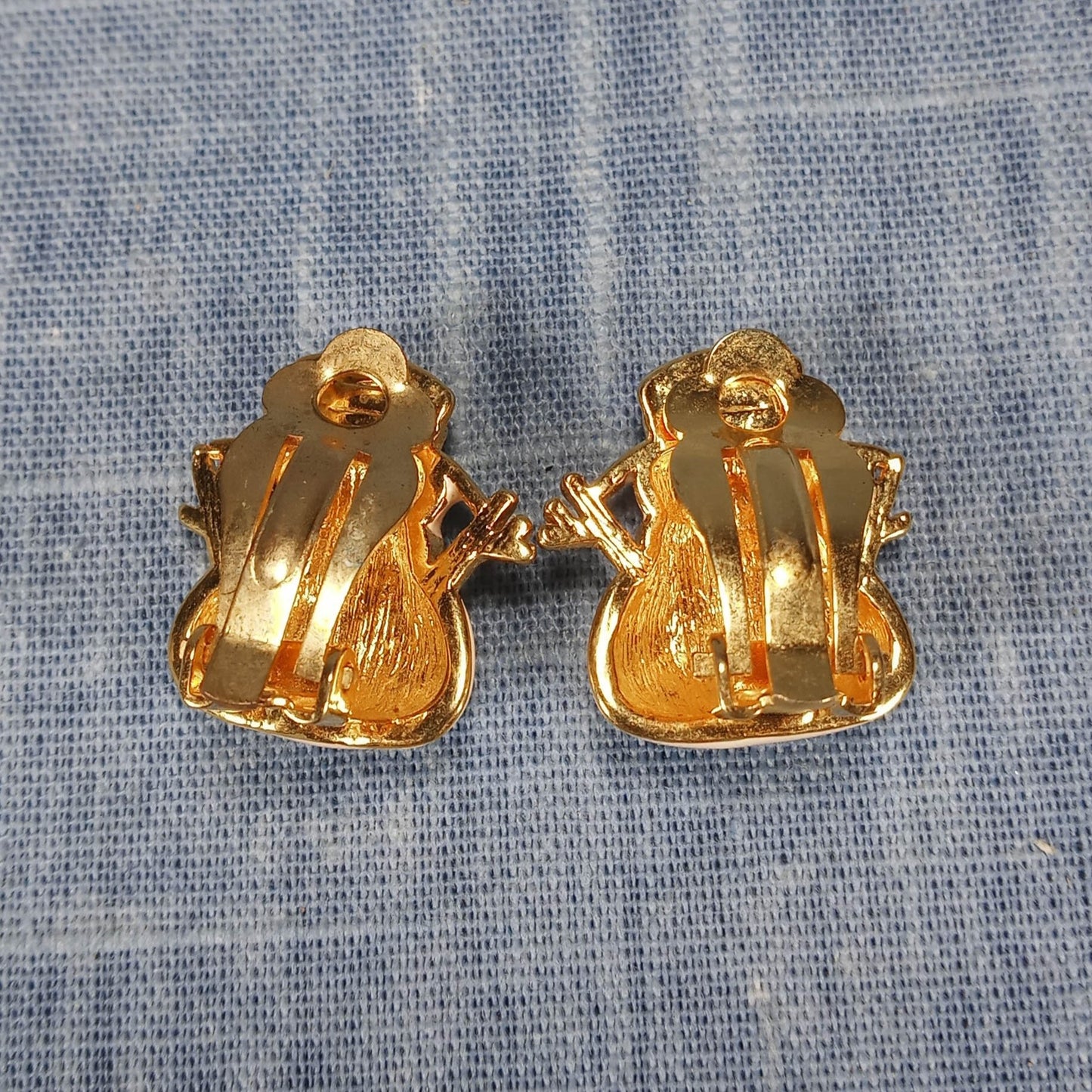 1980s Vintage Snowman Clip Earrings in Red, Green, and Gold Enamel