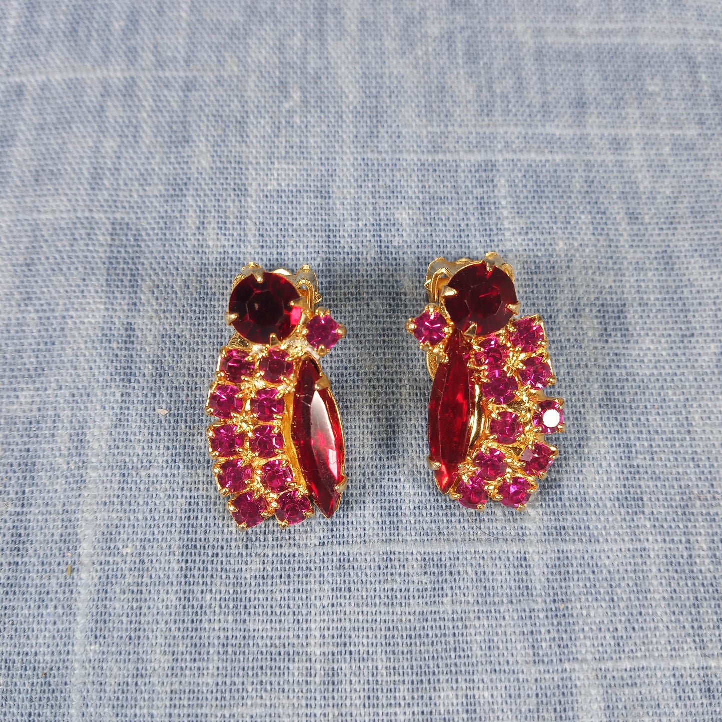 1960s Vintage Clip Earrings with Pink and Red Rhinestones