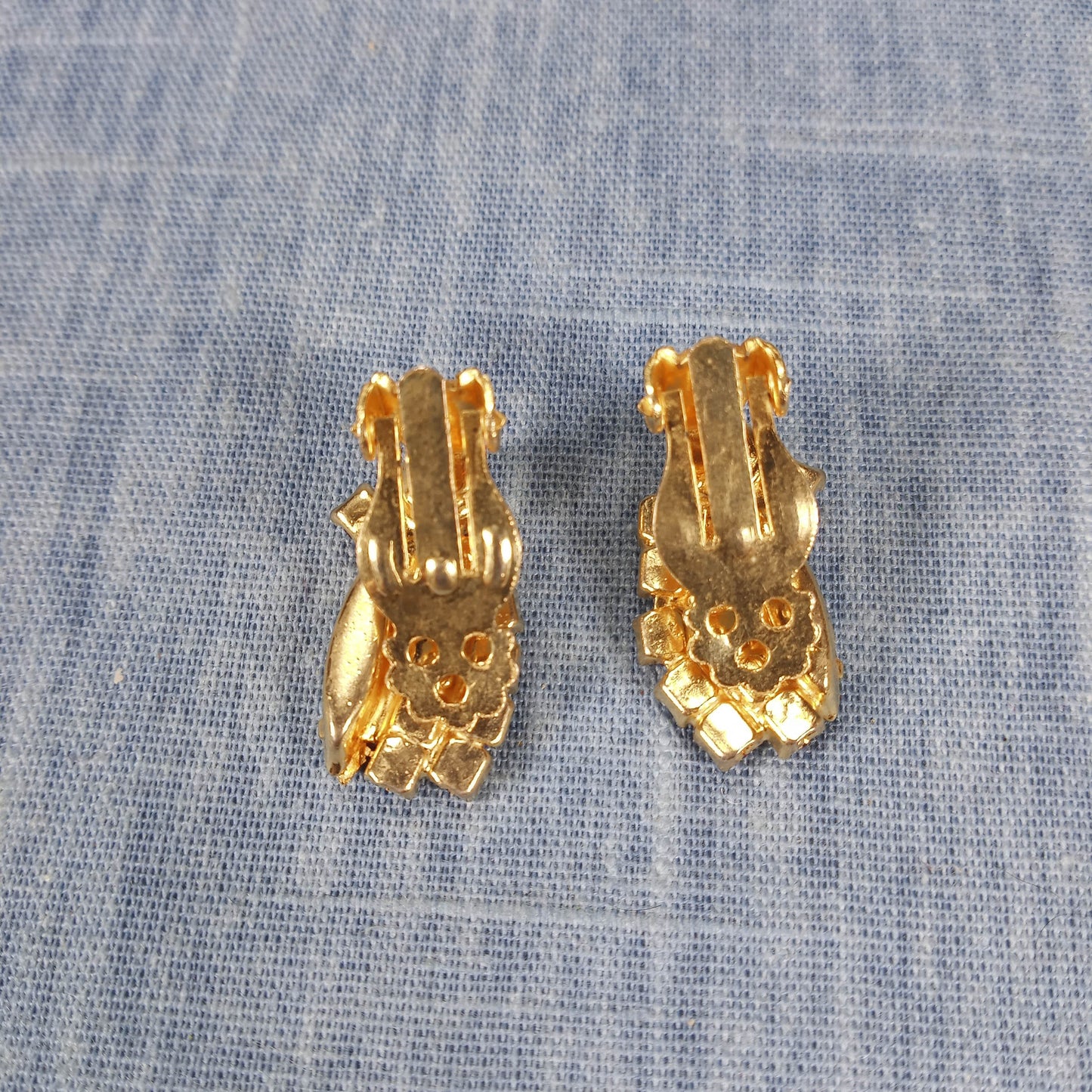 1960s Vintage Clip Earrings with Pink and Red Rhinestones