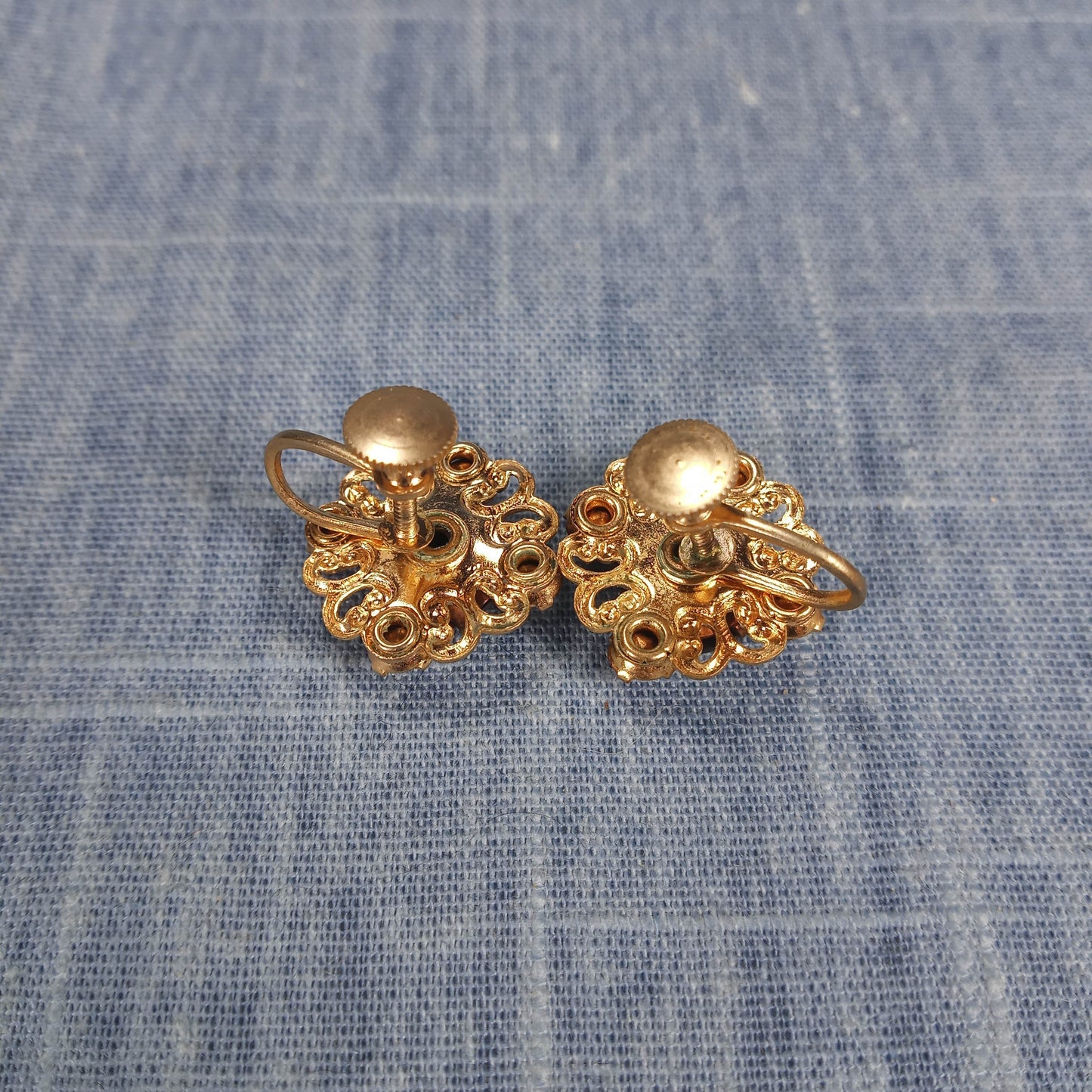 1960s Vintage Screw Back Earrings with Red Rhinestones around a Painted Rose Center