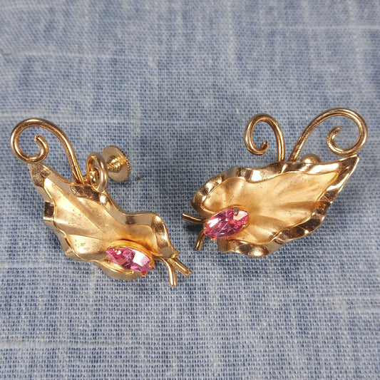 1970s Vintage Screw Back Earrings with a Gold Tone Leaf and a Pink Rhinestone