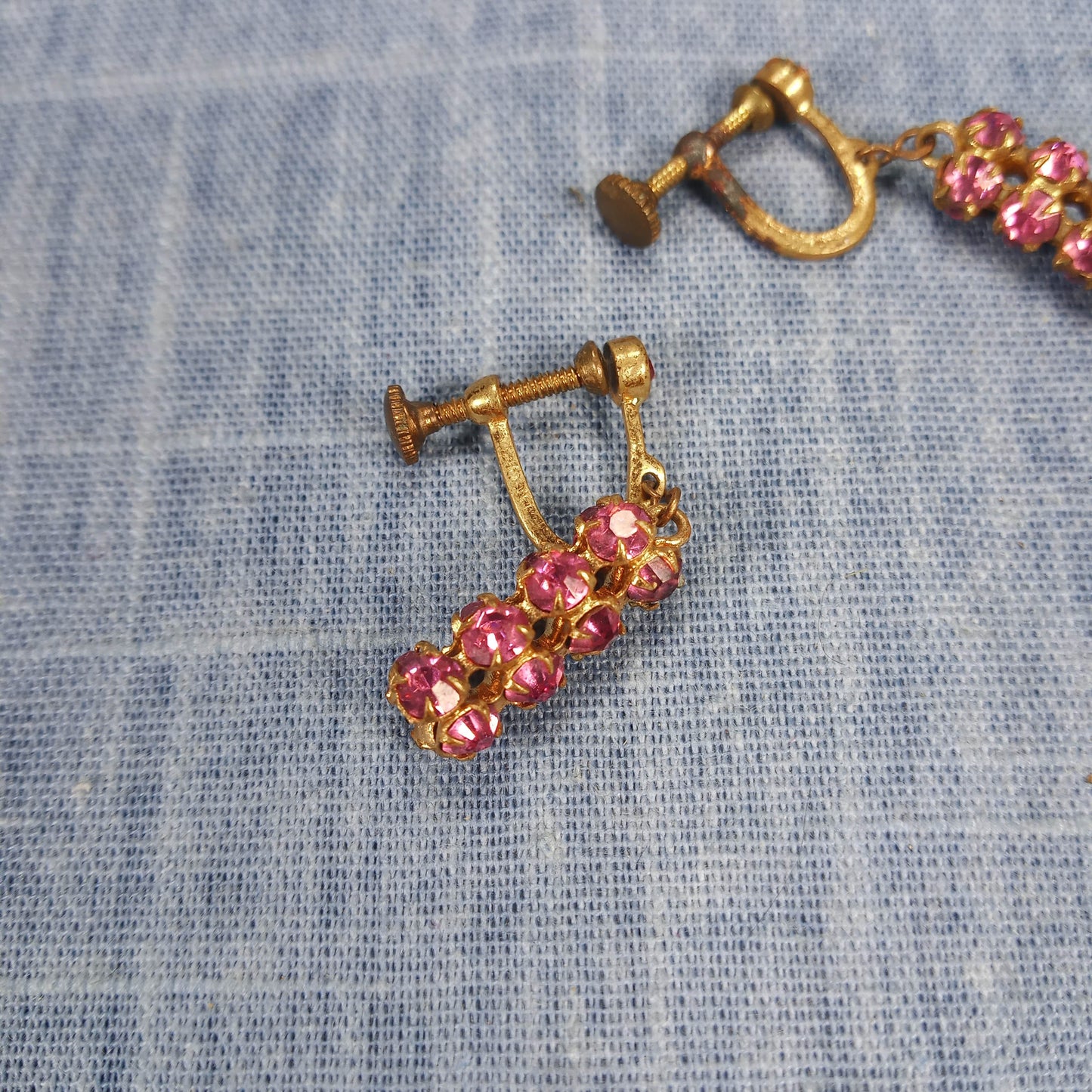 1960s Vintage Screw Back Dangle Earrings with a Double Row of Pink Rhinestones