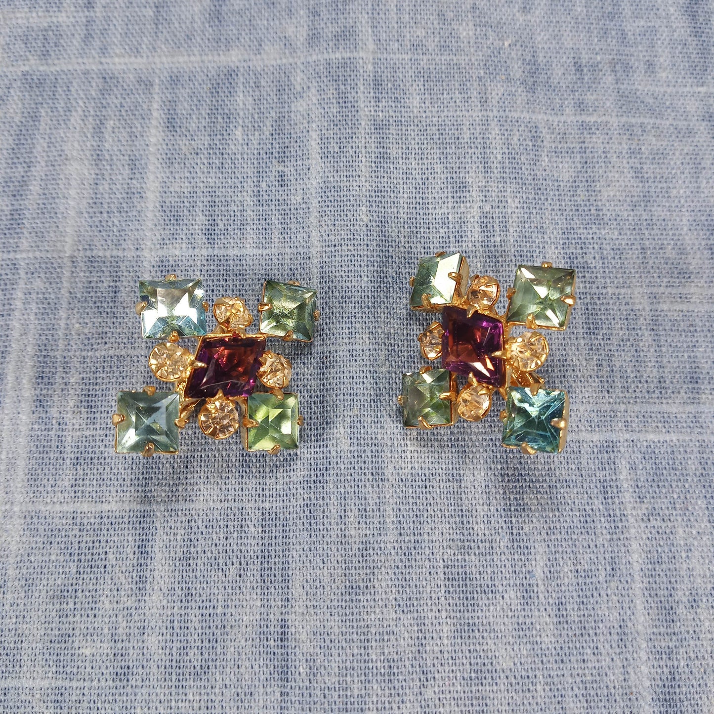 1950s Vintage Clip Earrings with Green and Purple Rhinestones in a Star Shape
