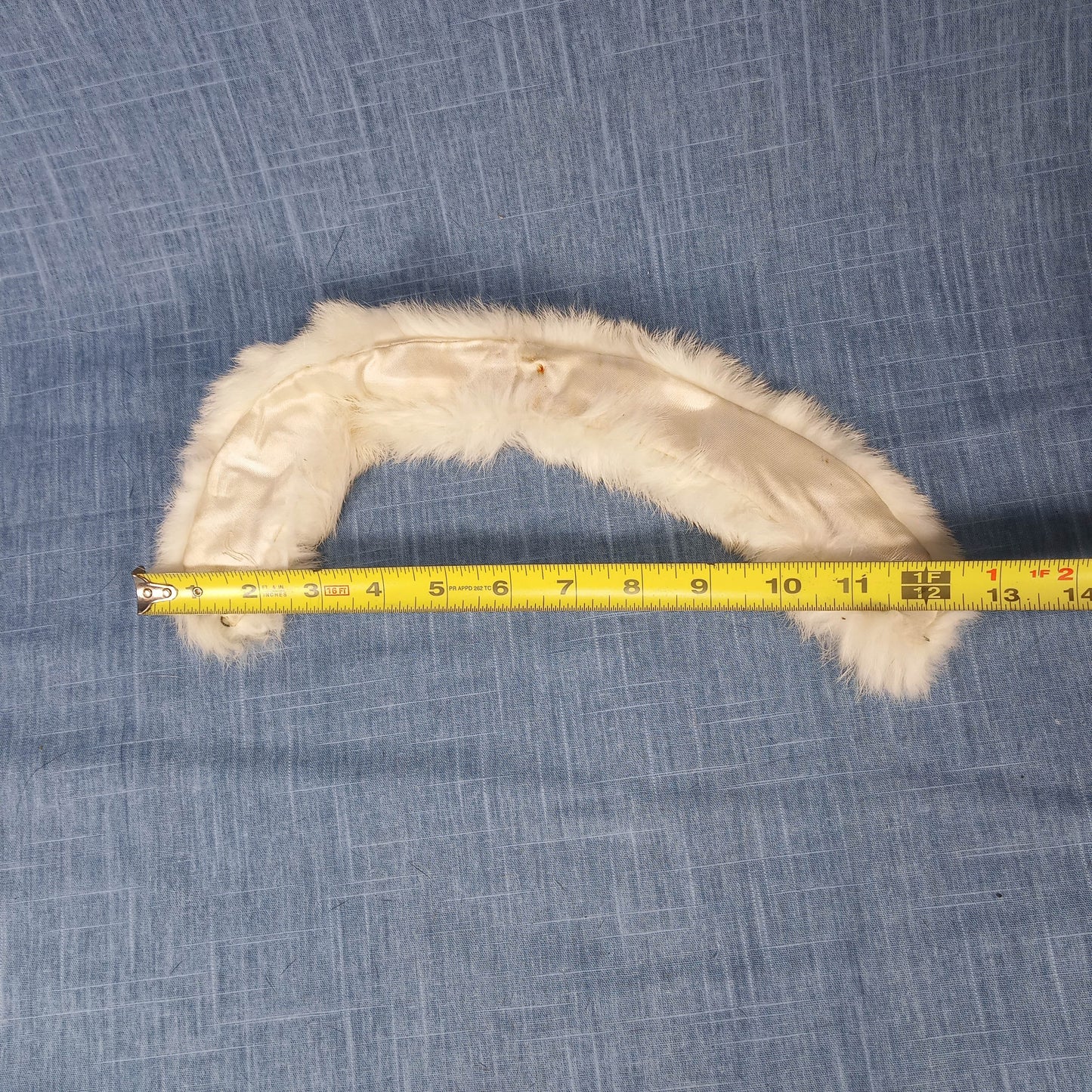 1940's White Rabbit Fur Peter Pan Collar
